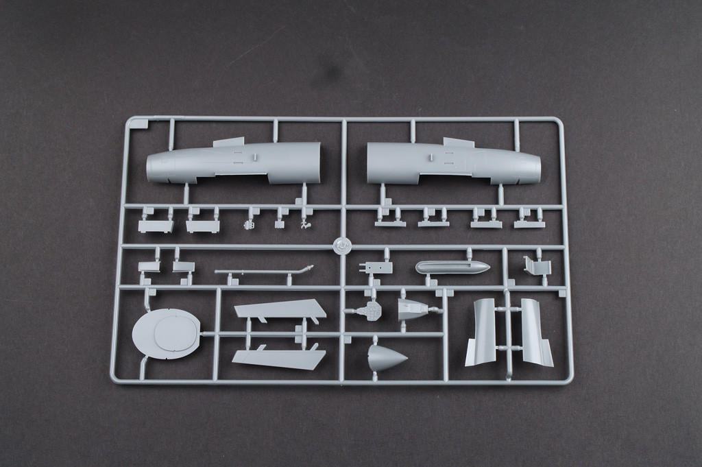 1/48 Hobby Boss F3H-2M Demon - Squadron.com
