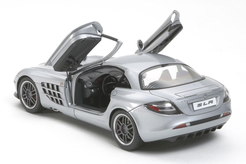 1/24 Mercedes Benz SLR McLaren 722 Edition Car - Squadron.com
