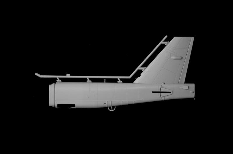 1/72 Italeri B-52G Stratofortress Bomber Plastic Model Kit