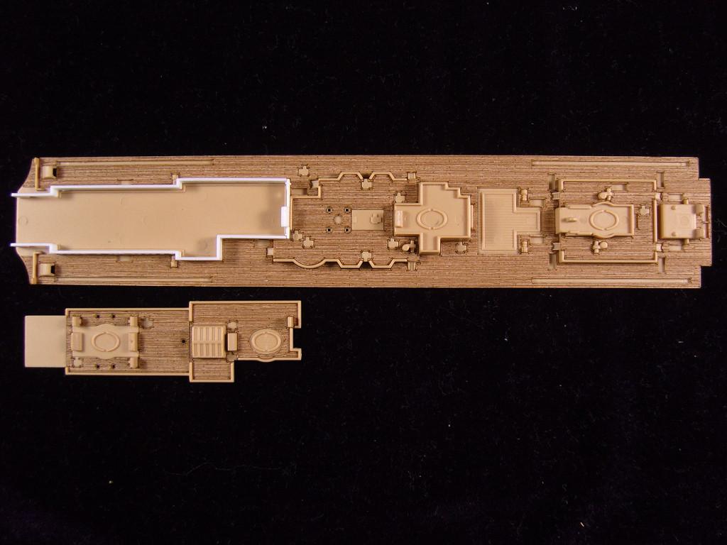 1/700 Artwox R.M.S Titanic (MCP) Wood Deck - Squadron.com