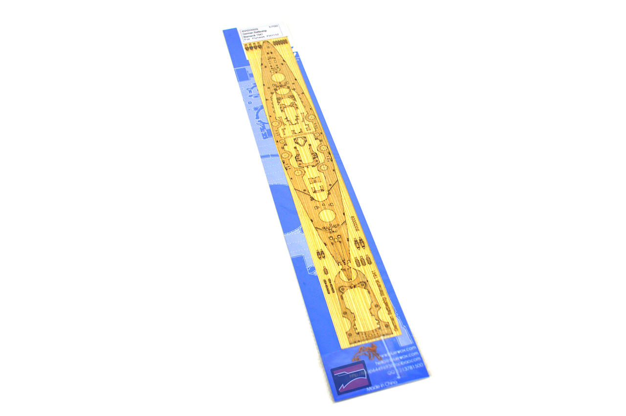 1/700 Bluewox German Battleship Bismarck 1941 Wood Deck - Squadron.com