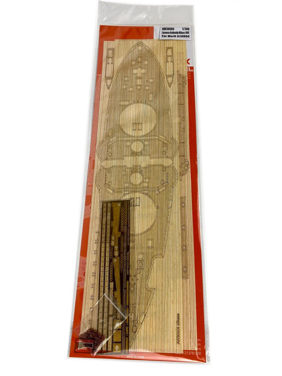 1/200 Artwox Japanese Battleship Mikasa 1905 Wood Deck - Squadron.com