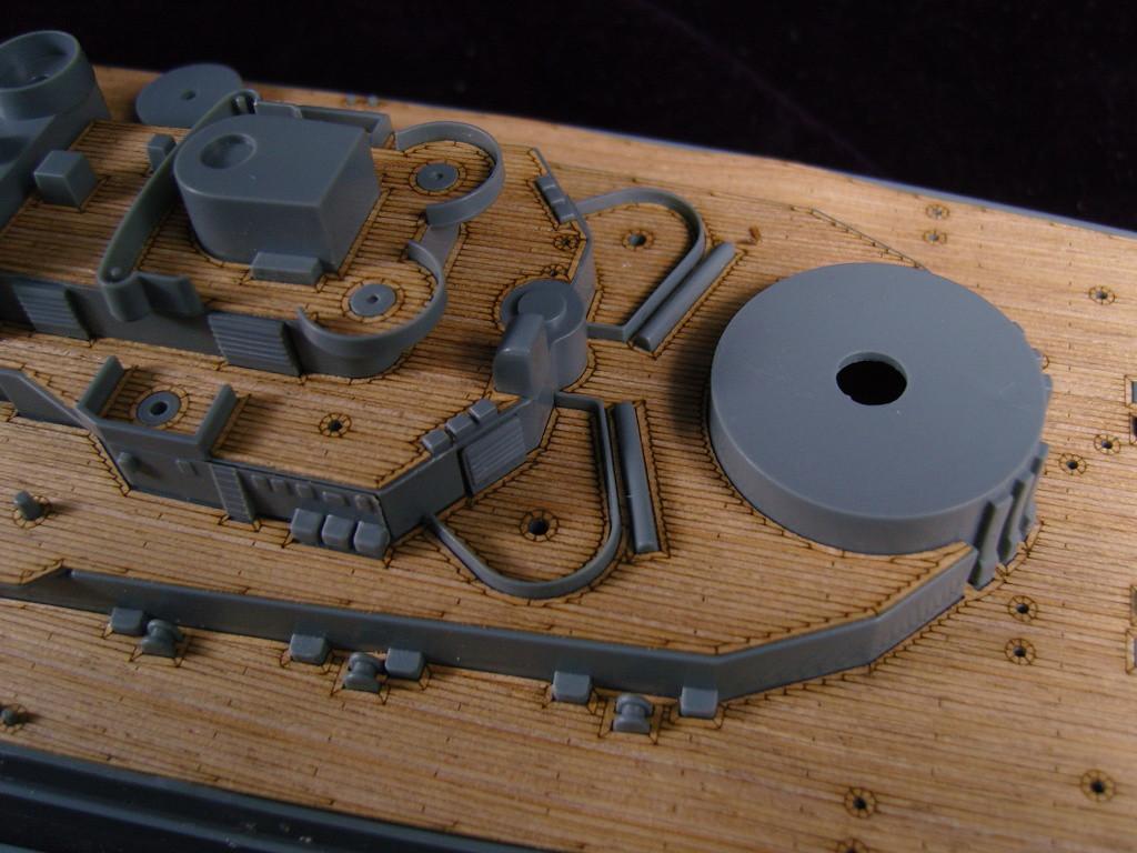 1/350 Artwox DKM Tirpitz Wooden Deck (tam) - Squadron.com