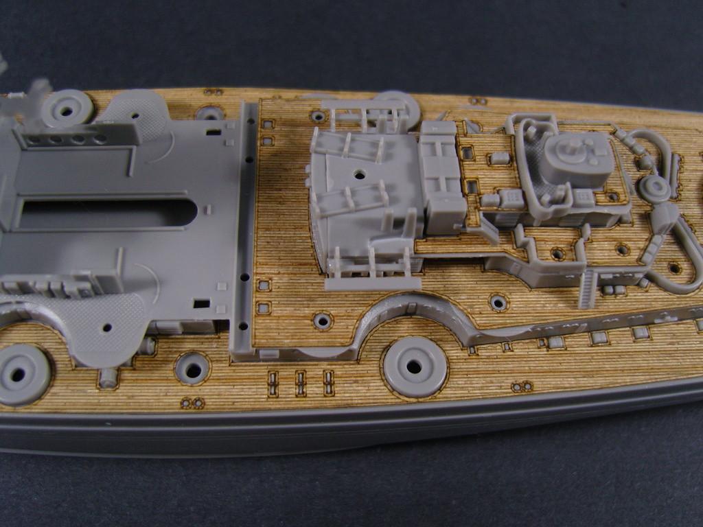 1/700 Artwox DKM Bismarck Wooden Deck (a) - Squadron.com
