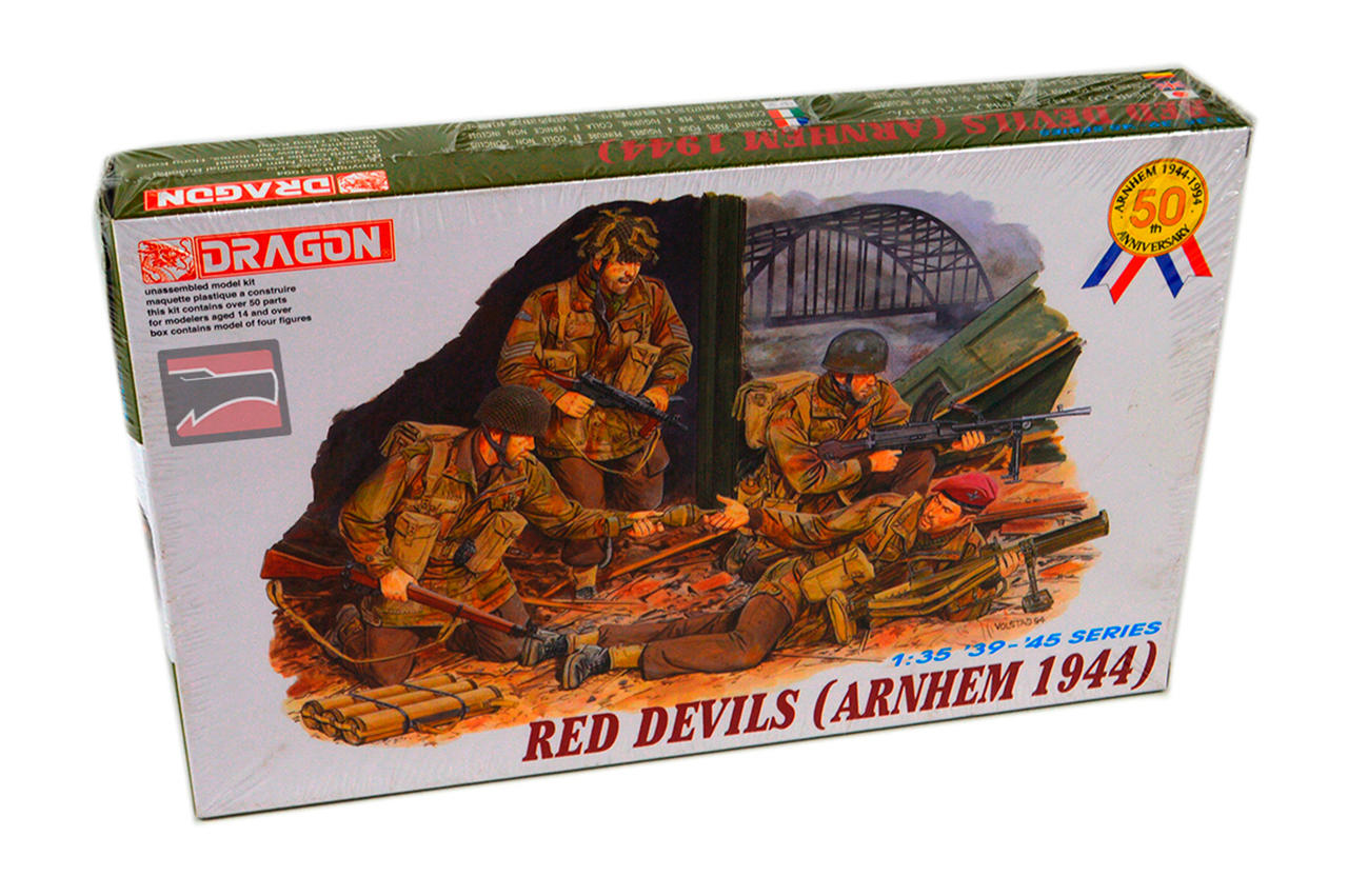 1/35 Dragon Red Devils Arnhem 1944 Figure Set - Squadron.com