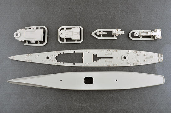 1/700 Trumpeter USS Guam CB-2 Battlecruiser - Squadron.com