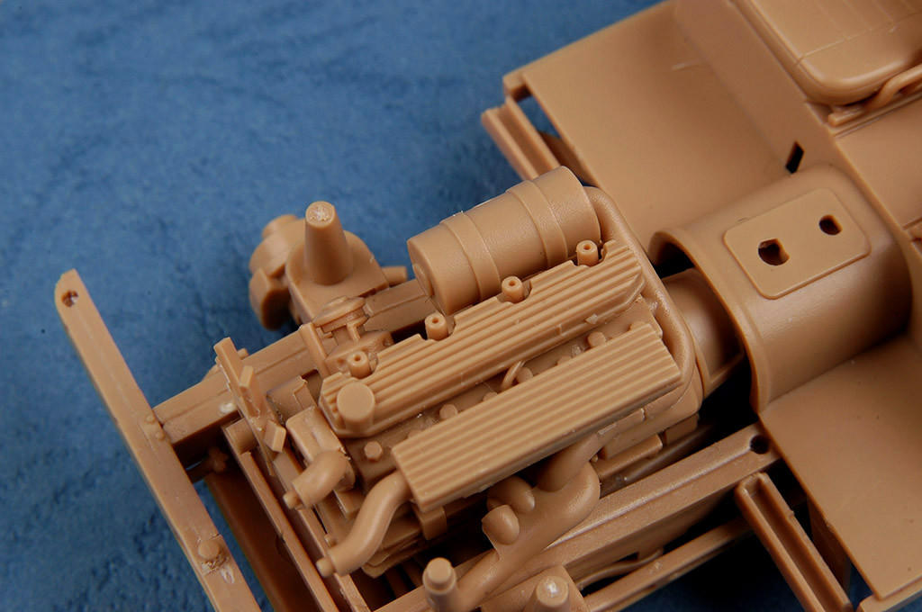 1/35 Hobby Boss Defender XD Wolf W.M.I.K. - HY82446 - Squadron.com