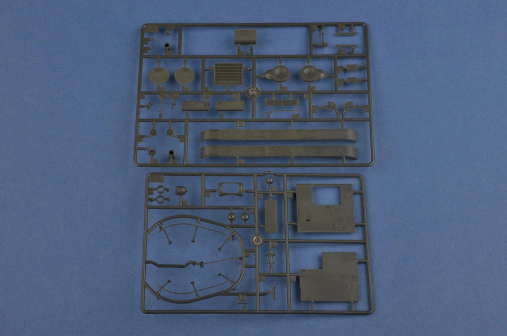 Kit Maquette 1/35 HobbyBoss Char D'infanterie Léger Soviétique T-26 Mod.1935 - Neuf