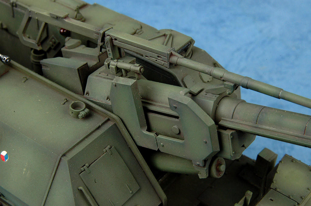1/35 Hobby Boss 152mm ShkH Dana vz.77 - HY85501 - Squadron.com