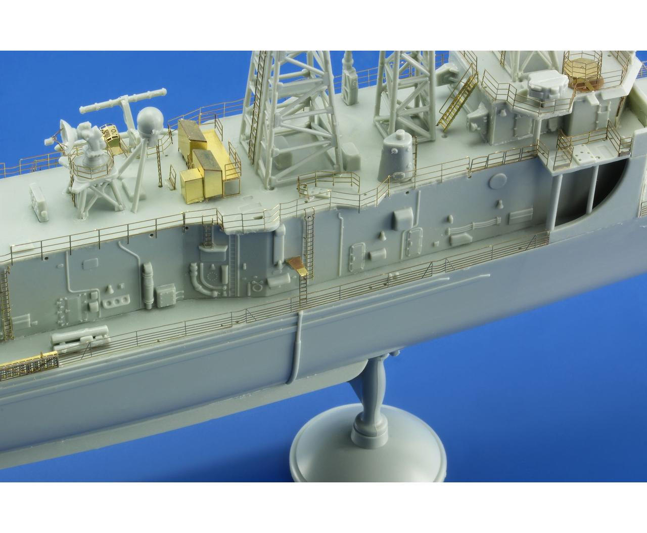 1/350 Eduard USS Oliver H Perry FFG7 for ACY - Squadron.com