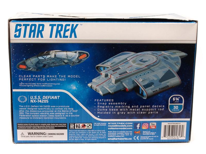 1/1000 Polar Lights Star Trek Deep Space Nine USS Defiant (Snap