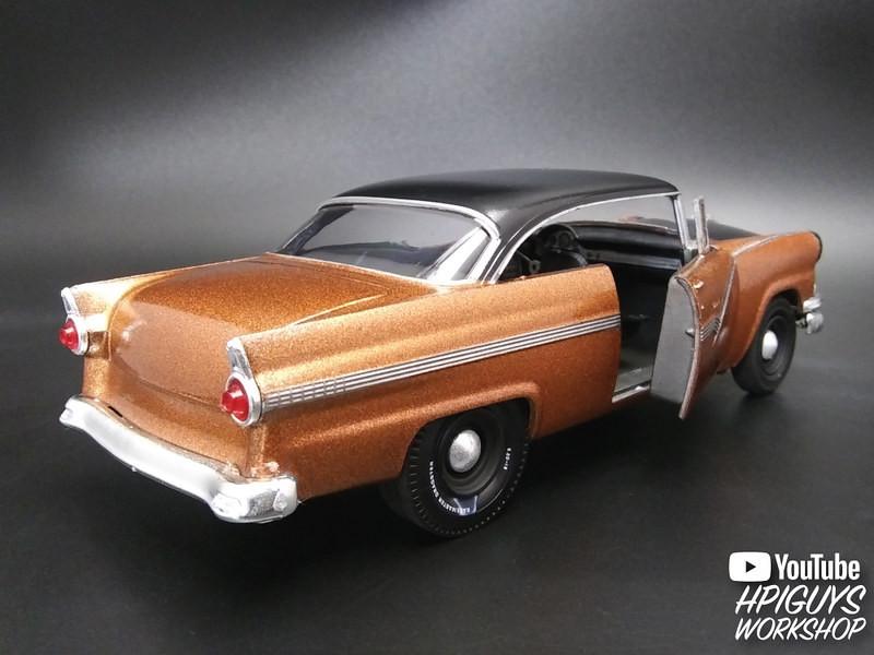 1/25 AMT 1956 Ford Victoria Hardtop Car - Squadron.com