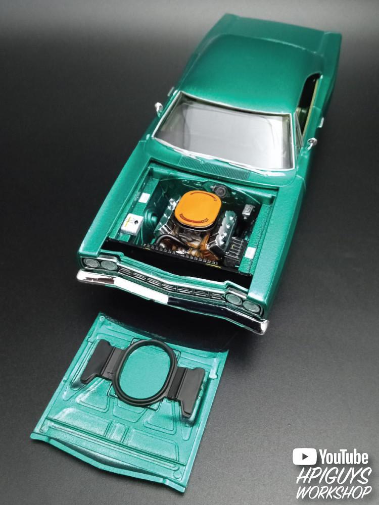 1/25 AMT 1968 Plymouth Roadrunner Customizing Car Plastic Model