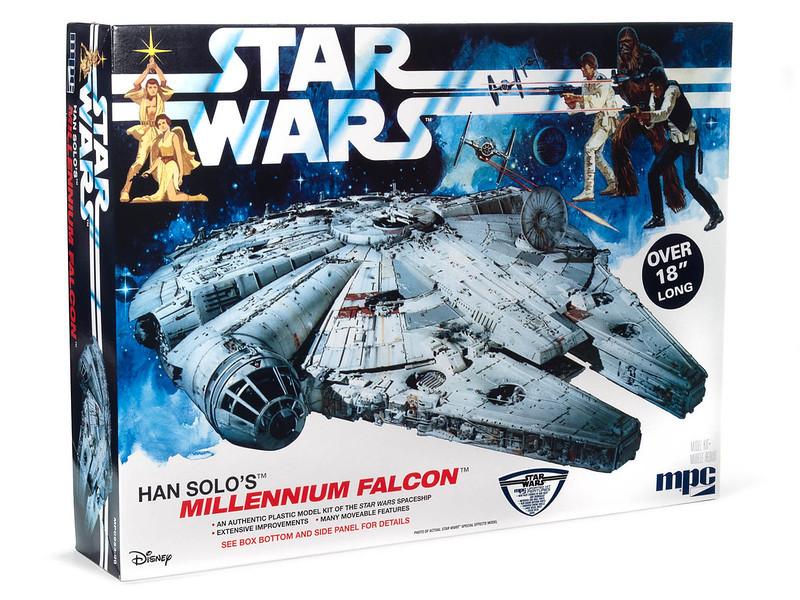 1/72 MPC Star Wars A New Hope Millennium Falcon - Squadron.com