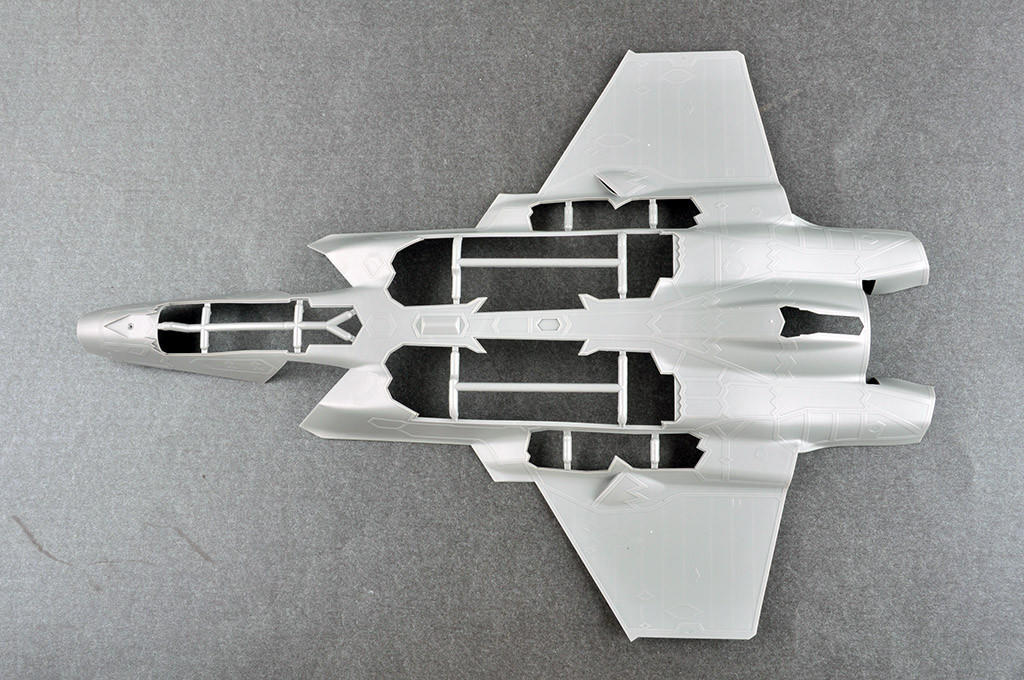 1/32 Trumpeter F-35C Lightning Plastic Model Kit - Squadron.com