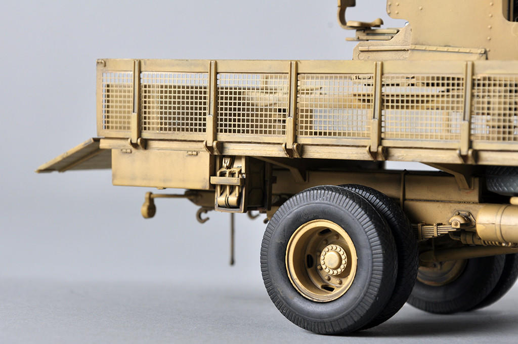 1/35 Trumpeter L4500A mit 2cm Flak 38 - Squadron.com