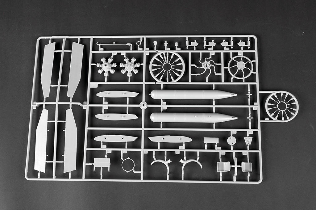 1/32 Trumpeter TBD-1 Devastator Plastic Model Kit - Squadron.com