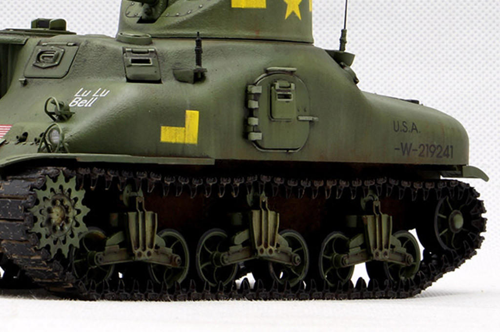 1/35 iLoveKit M3A1 Lee Medium Tank - Squadron.com