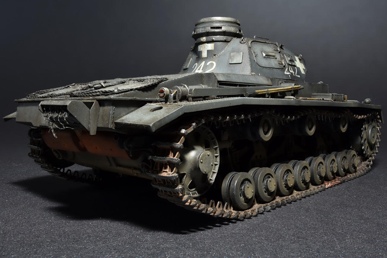 1/35 MiniArt Pz.Kpfw. III Ausf.D - Squadron.com