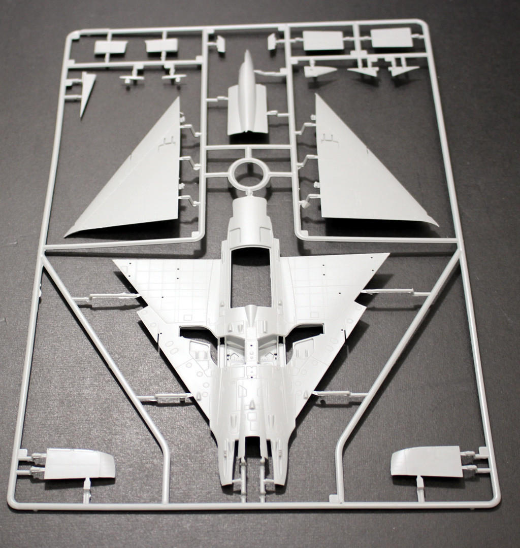 キネティック 1/48 エアクラフトシリーズ ミラージュIIIS/RS スイス空軍 プラモデル K48058 2zzhgl6 1/48 ミラージュIIIS/RS スイス空軍 - (株)ビーバーコーポレーション