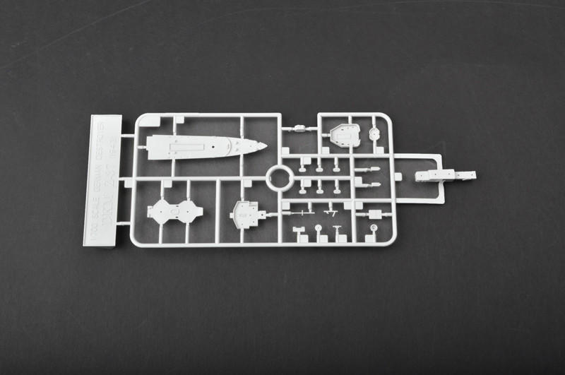 1/700 Trumpeter German Zerstorer Z-37 1943 Plastic Model Kit