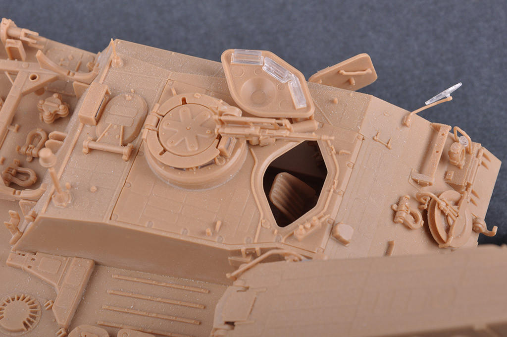 1/35 Hobby Boss Bergepanzer BPz3 Buffalo ARV - Squadron.com