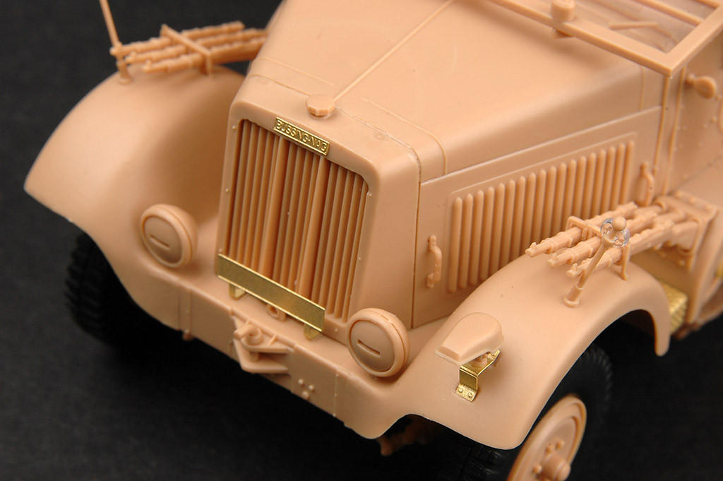 Trumpeter 1/35 - Kit Maquette Allemand Sd.Kfz.6/2 Avec Flak 37 - Neuf Sous Boîte