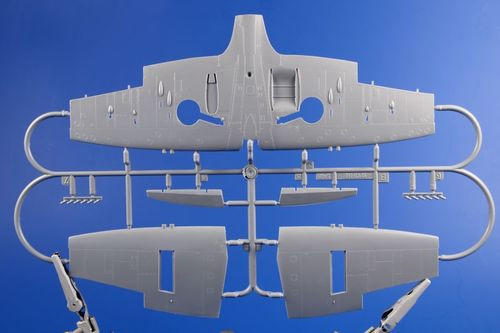 1/48 Special Hobby Spitfire Mk.XII against V-1 Flying Bomb