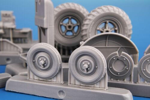 1/48 CMK Zetor 25 Tractor Agricultural Version - Squadron.com