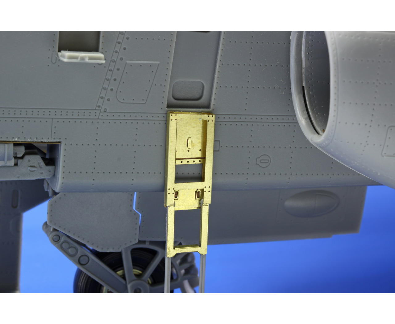 1/32 Eduard Su-25 Frogfoot exterior for Trumpeter - Squadron.com