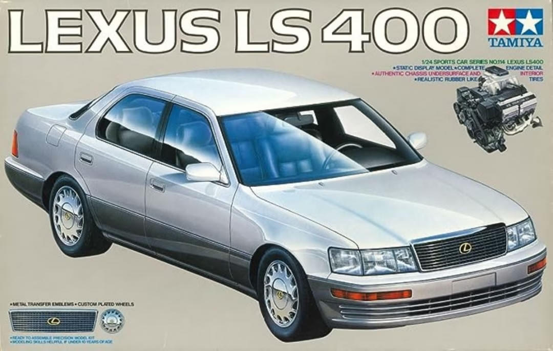 1/24 Tamiya Lexus LS 400 Plastic Model Kit