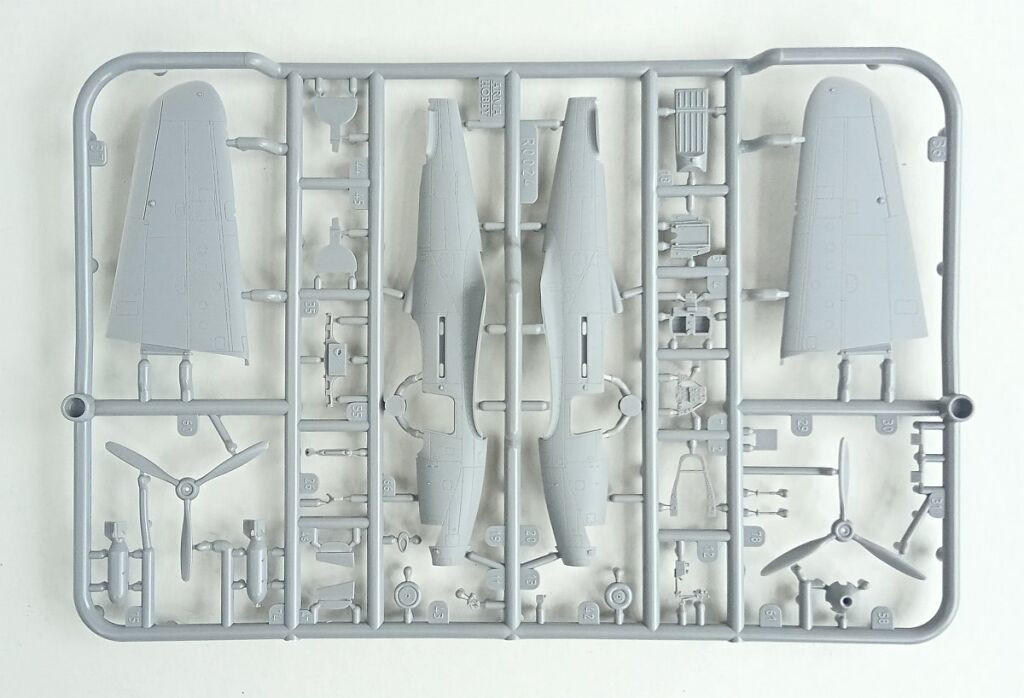 1/72 ARMA Hobby P-39N Airacobra - Squadron.com