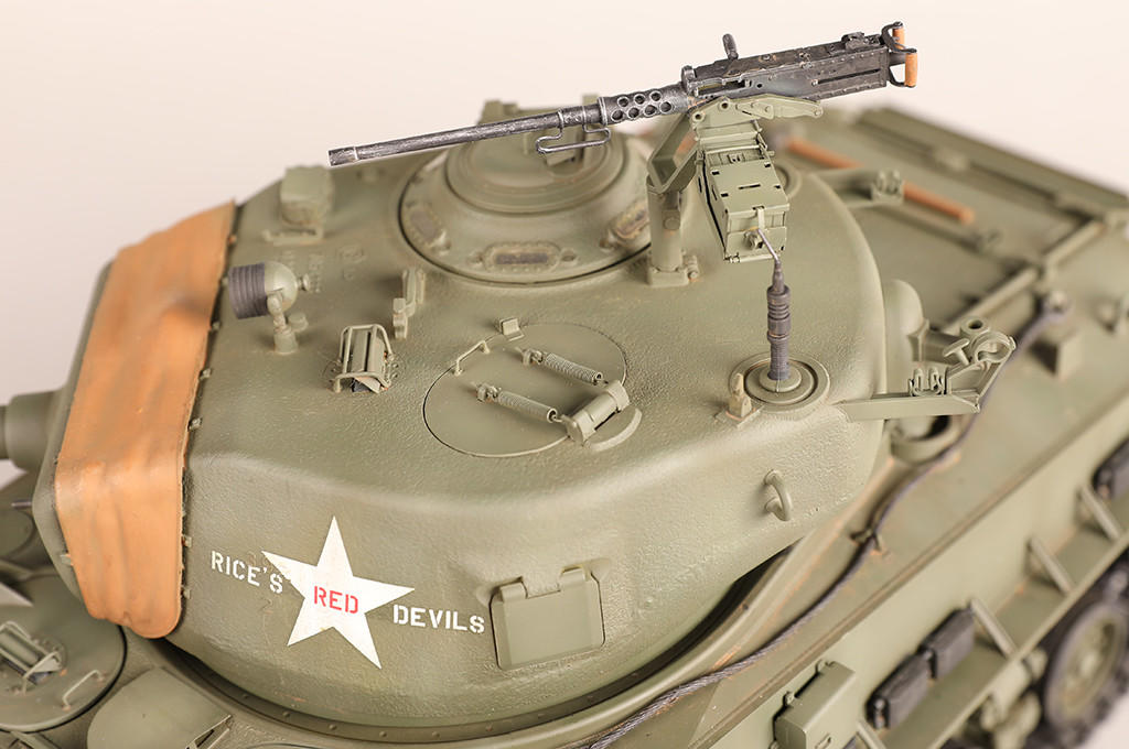 1/16 iLoveKit M4A3E8 Medium Sherman Tank LATE Plastic Model Kit