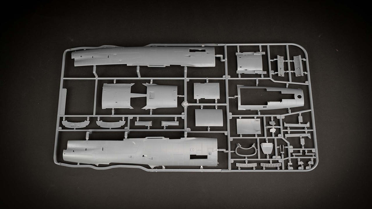 1/32 Kitty Hawk F-86D Sabre Dog Plastic Model Kit - Squadron.com