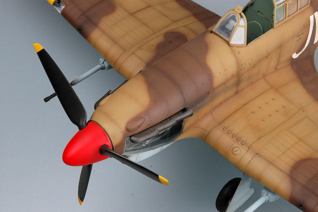 1/24 Trumpeter Hurricane MK.II C/TROP - Squadron.com