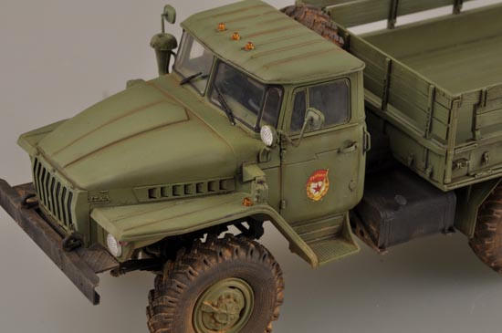 TRUMPETER　Russian URALー4320 Truck Russian URAL-4320 Truck model do sklejania Trumpeter 01012