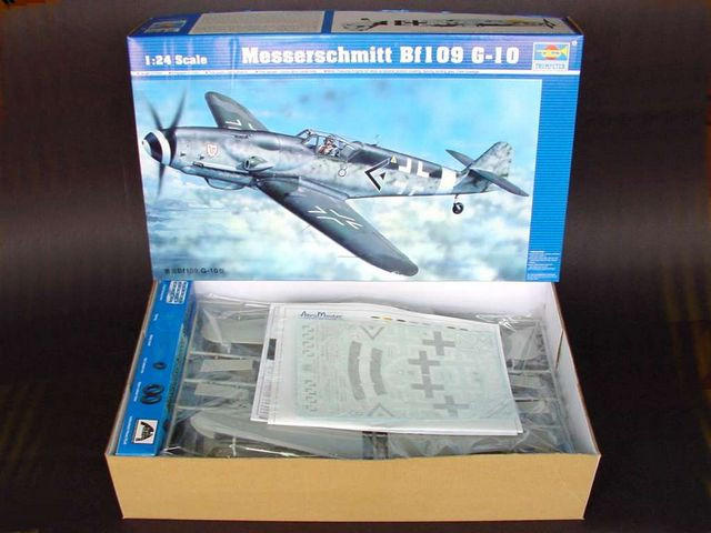 1/24 Trumpeter Messerschmitt Bf109 G-10 - Squadron.com