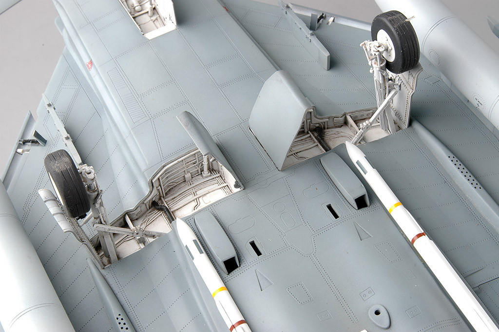 1/32 Trumpeter EF-2000B Eurofighter Typhoon - Squadron.com