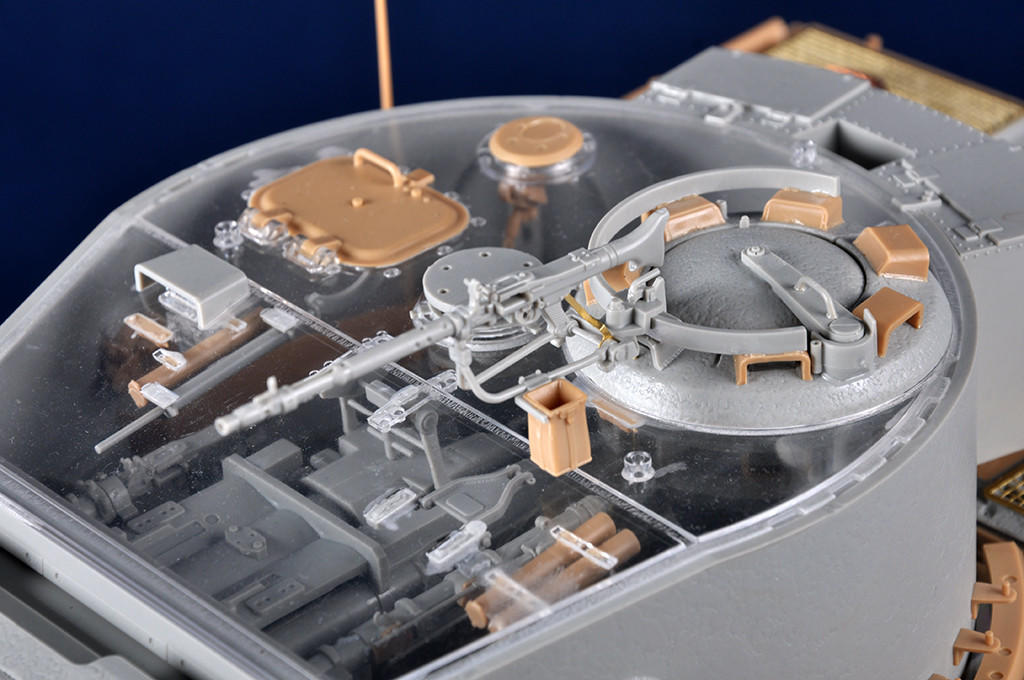 1/16 Trumpeter Pz.Kpfw.VI Ausf.E Sd.Kfz.181 Tiger I (Late