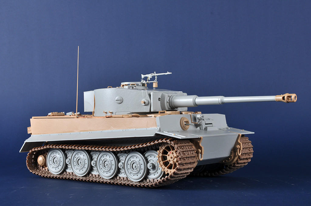 1/16 Trumpeter Pz.Kpfw.VI Ausf.E Sd.Kfz.181 Tiger I (Late