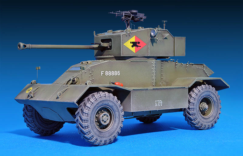 1⁄35 Miniart AEC Mk 3 Armoured Car - 1⁄35 Miniart AEC Mk 3 Armoured Car -