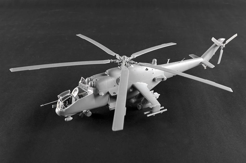 2 Véhicules Blindés Demi-pistes à Monter Rapidement - Jouet 1/72, Plastique Vert