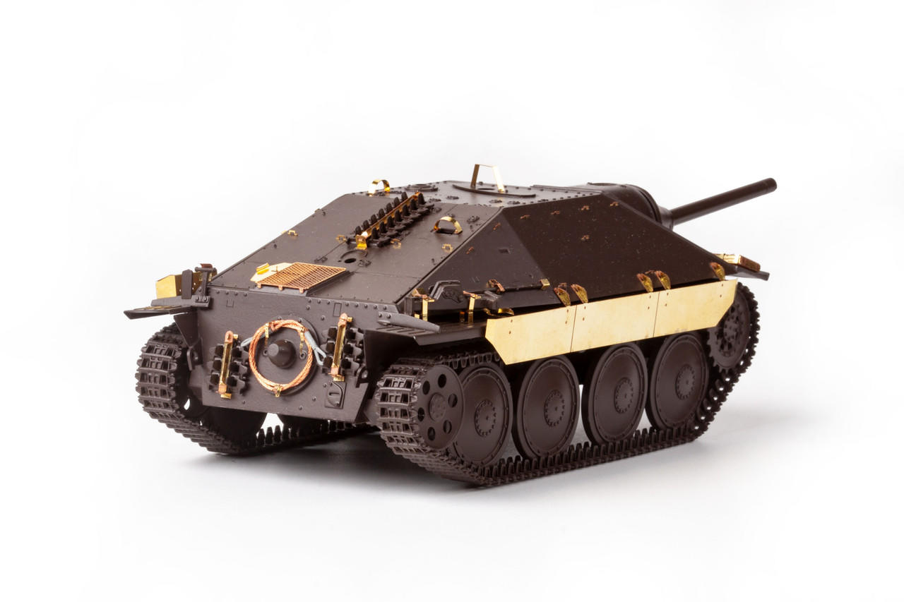 1/35プラモデル　フルインテリア再現Jagdpanzer 38 Hetzer Model kit Jagdpanzer 38(t) Hetzer MID PRODUCTION w/FULL