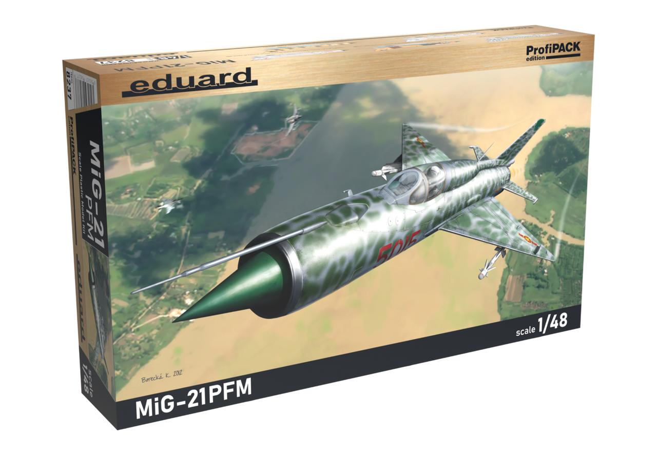 AKインタラクティブ MiG-21PFM 1/48スケール AK interactive 1/48th MIG-21PFM review - YouTube