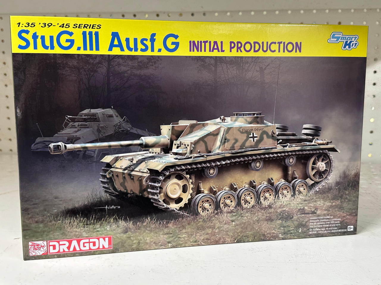 1/35 Dragon StuG.I11Ausf.G INITIAL PRODUCTION - Squadron.com