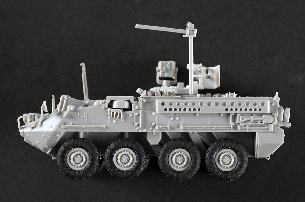 1/72 Trumpeter US Army M1131 Stryker FSV Plastic Model Kit