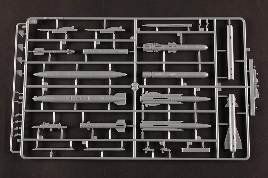 1/48 Hobbyboss Russian MiG-35 Fulcrum-F Plastic Model Kit