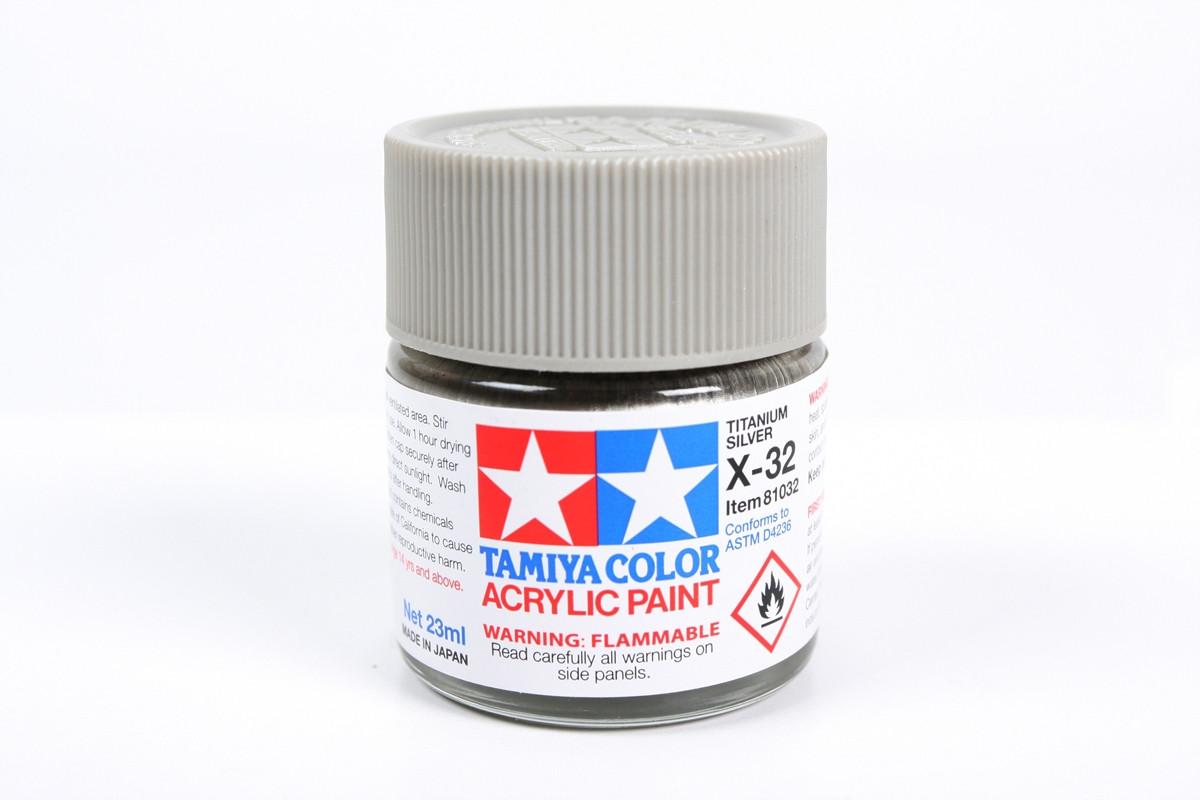 Tamiya Large Acrylic Paint X-32 Gloss Metallic Titanium Silver