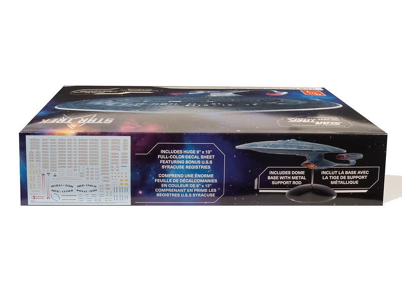 1/1400 AMT Star Trek The Next Generation USS Enterprise NCC-1701-D