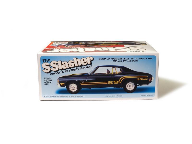 1/25 MPC 1972 Chevelle SS 454 Plastic Model Kit - Squadron.com